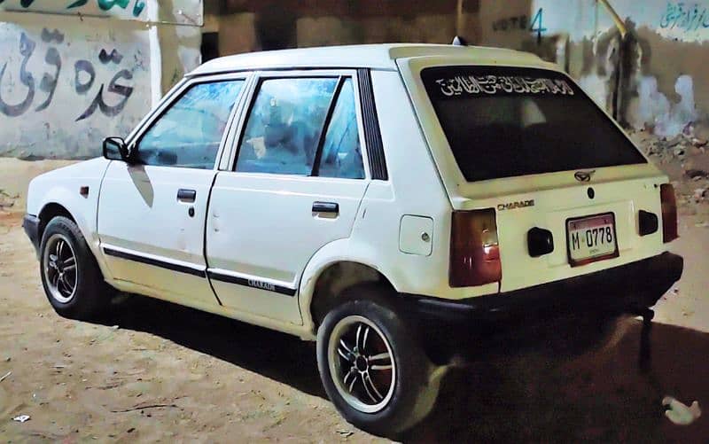 Daihatsu Charade better than Suzuki mehran Khyber Alto Cultus coure 2