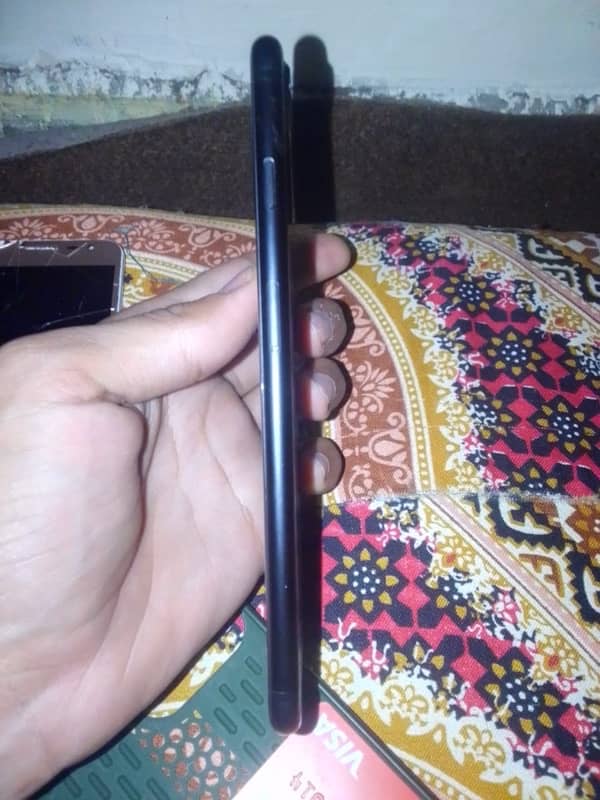 10/10 condition watar prof orgnial phone allok 2