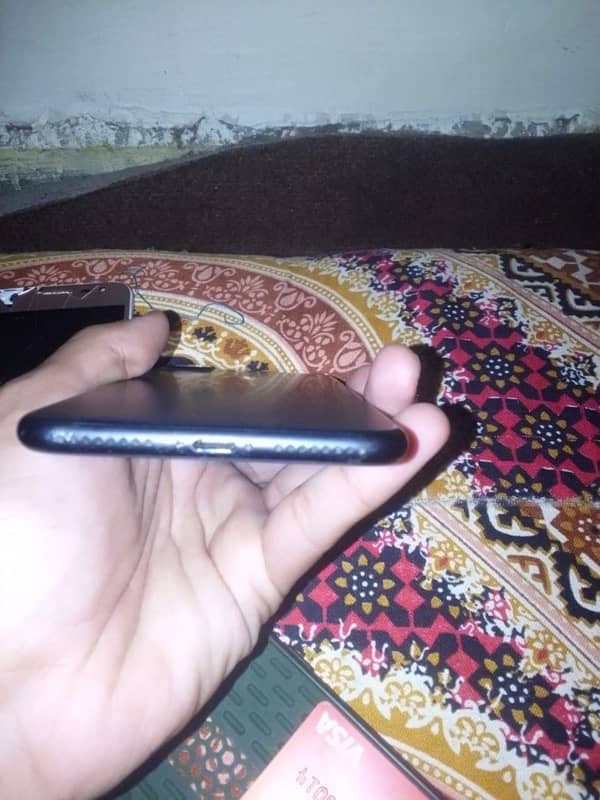 10/10 condition watar prof orgnial phone allok 3