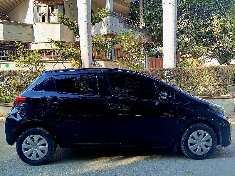 Toyota Vitz 2013 3