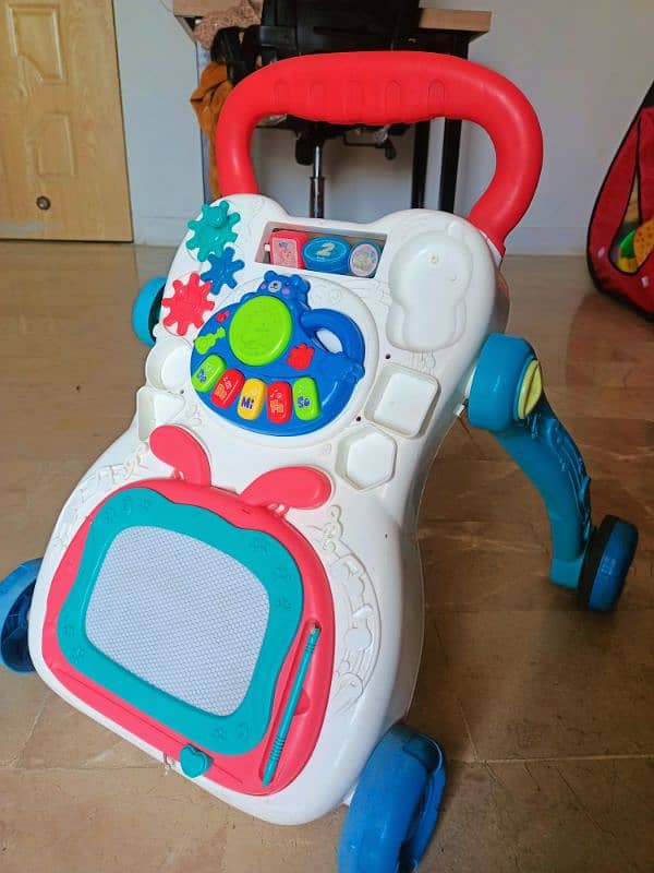 baby walker plus musical activity 0