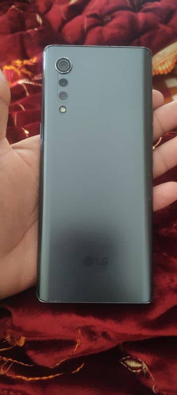 LG Velvet 5G 3