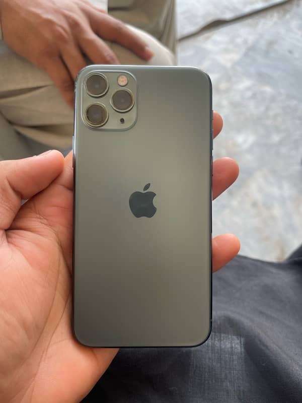 iPhone 11 Pro 1