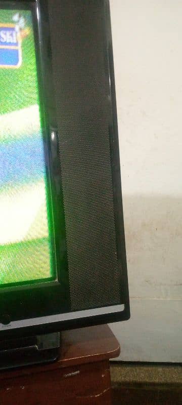 TCL 21" television 1