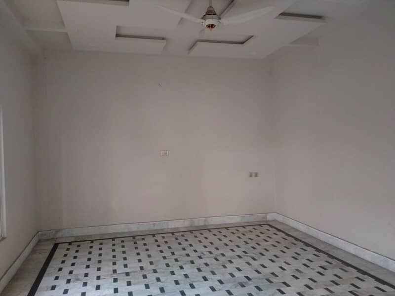 Ideal Location 50 Marla Commercial Building Commercial For Rent Daewoo Road Main Location Faisalabad 5