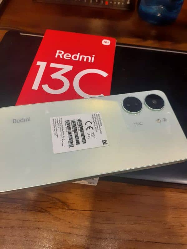 redmi 13c with complete saman 8 month warranty hai abhi 1