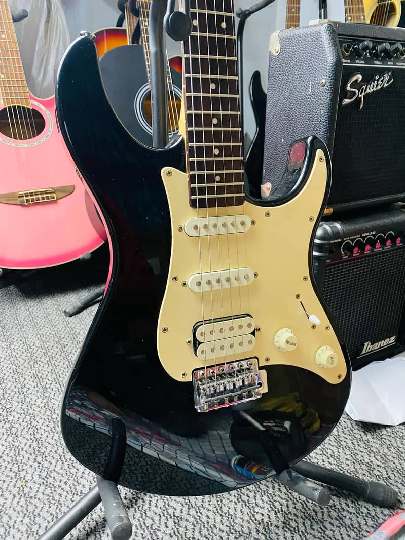 Yamaha Electric guitar import from astralia 4