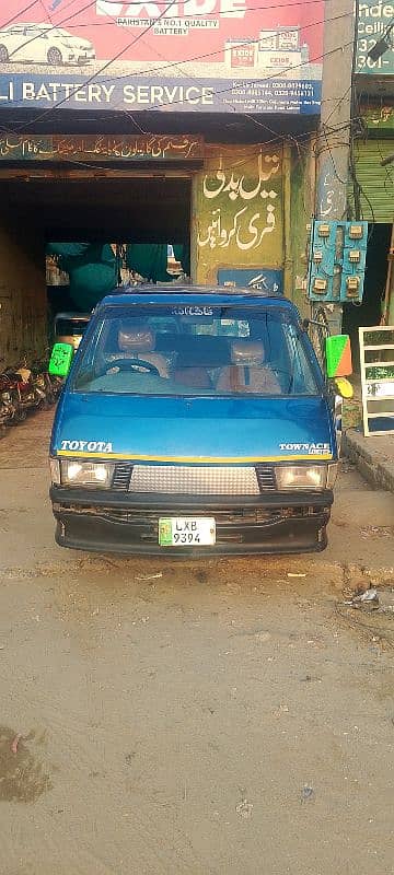 Toyota Town Ace 1996 sunroof chalo 1