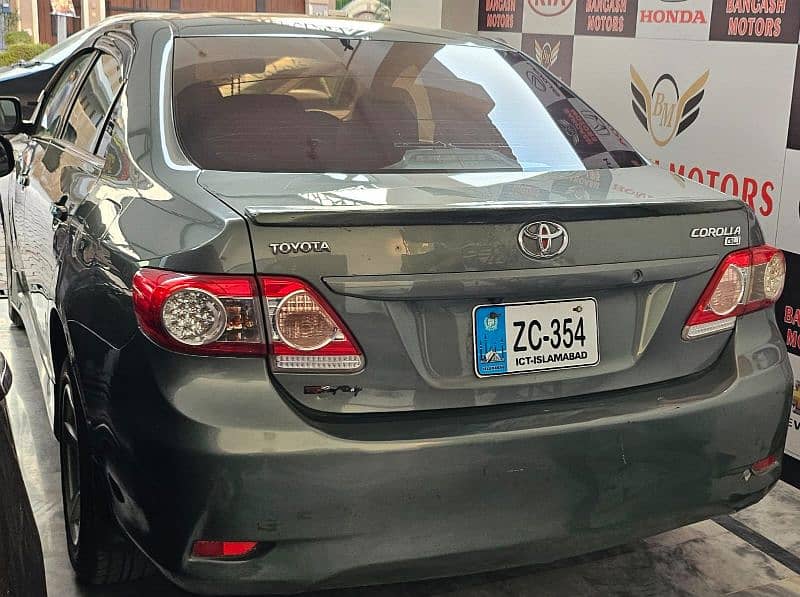 Toyota Corolla GLI 2013 0