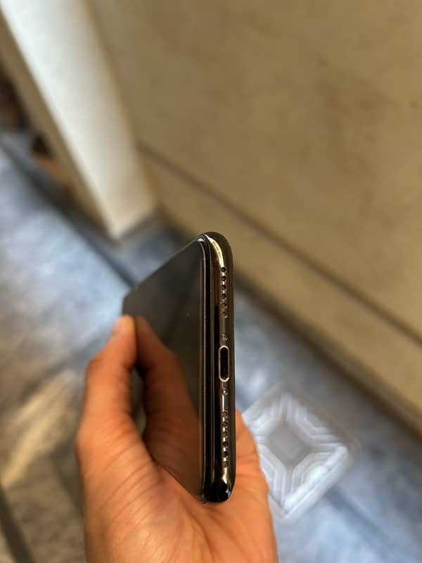 IPhone X PTA Approved 2