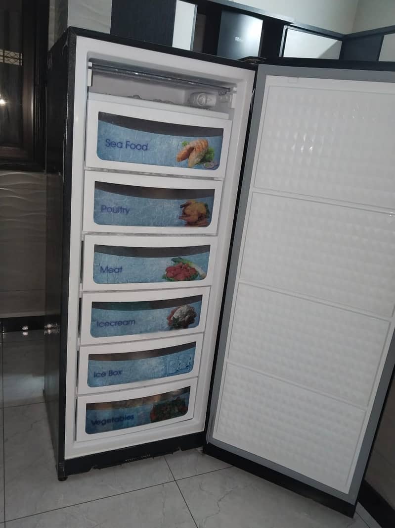 Dawlance Vertical Freezer 3