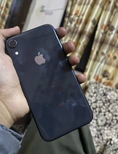 Apple iPhone XR