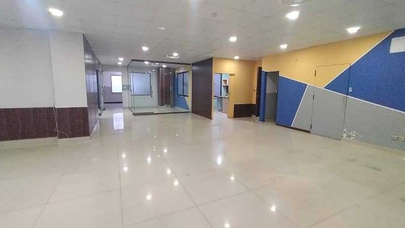 Office Of 2000 Square Feet Is Available For rent In F-7 9