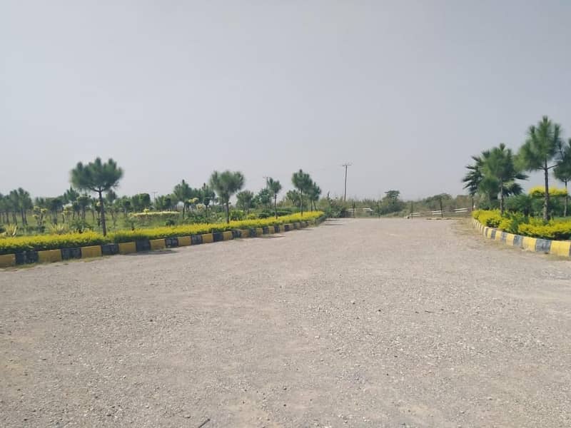 PC Marketing Offers!10 Marla Possession Able Plot For Sale In Taj Residencia 3