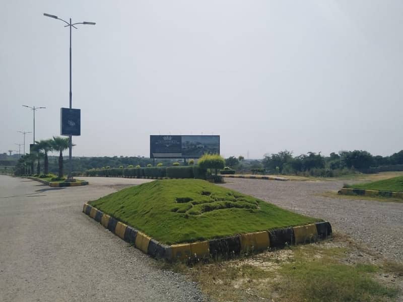 PC Marketing Offers!10 Marla Possession Able Plot For Sale In Taj Residencia 7