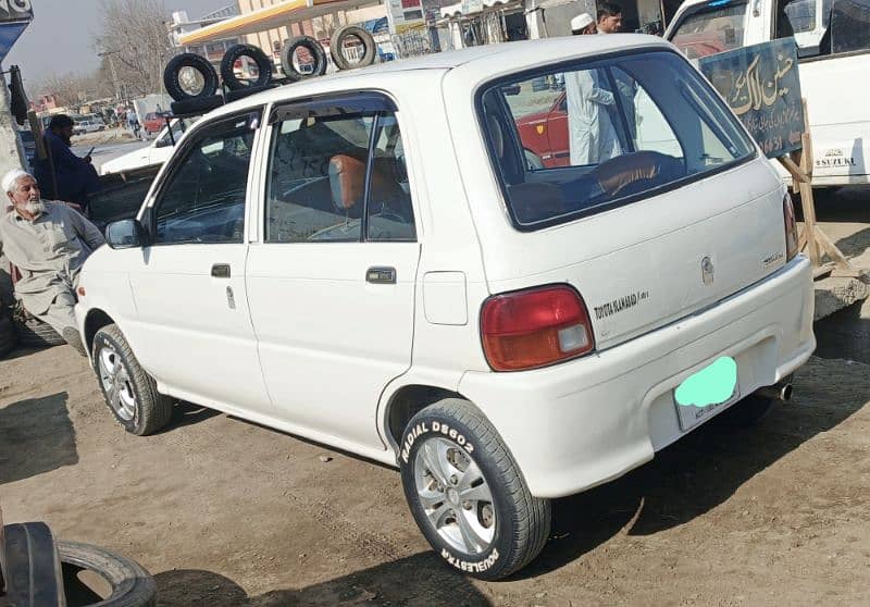 Daihatsu Cuore 2005 4