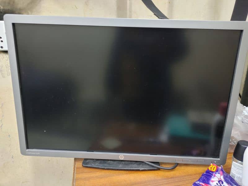 HP IPS monitor 24 inches 0