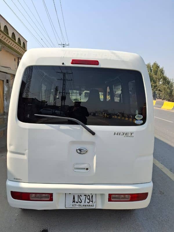 Daihatsu Hijet 2014 7