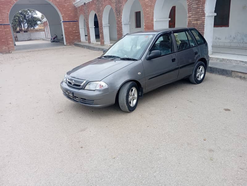 Suzuki Cultus VXL 2010 3