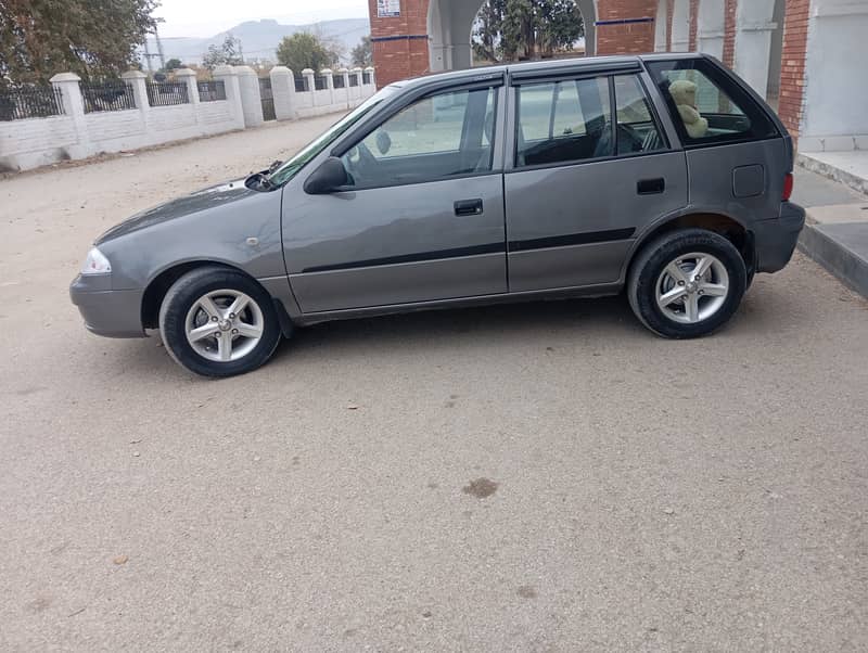 Suzuki Cultus VXL 2010 6