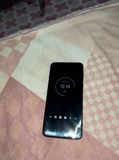 4/128 moto g pro Non P. T. A Argent Sell Need Money