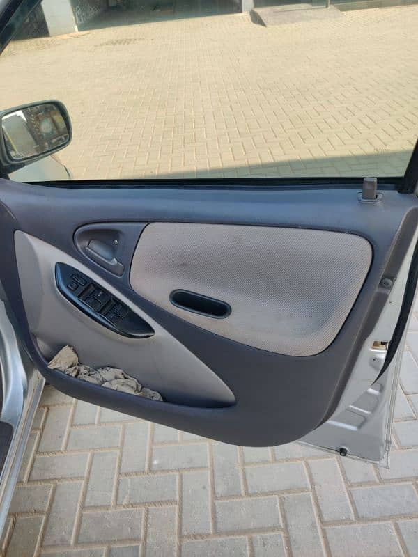 Toyota Platz 1999/6 7