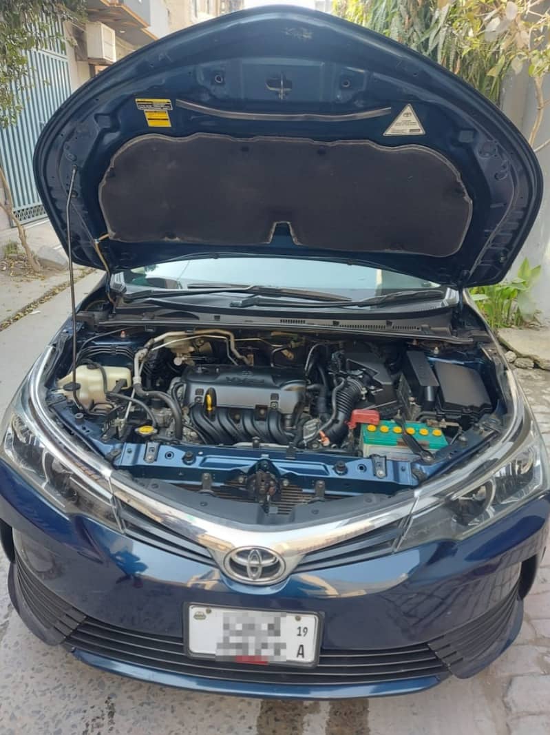 Toyota Corolla GLi Automatic 1.3 2019 Model 3