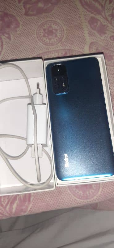 Redmi note 11 with Full box and 33W fast charger Condition 10/10 6