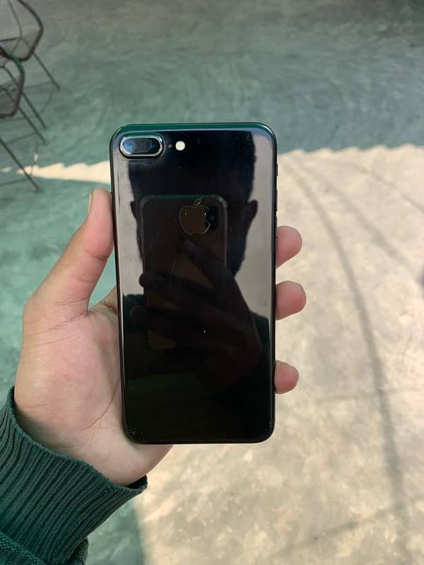 iPhone 7plus jet black colour 128GB PTA approved 1