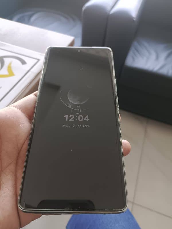 Vivo v40 Only 2 Month Use Condition 10/10 2