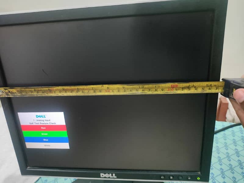 dell LCD for sale 10/10 condition 15