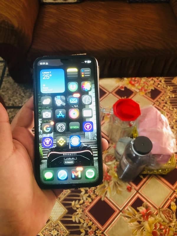 Iphone 11 64Gb 4