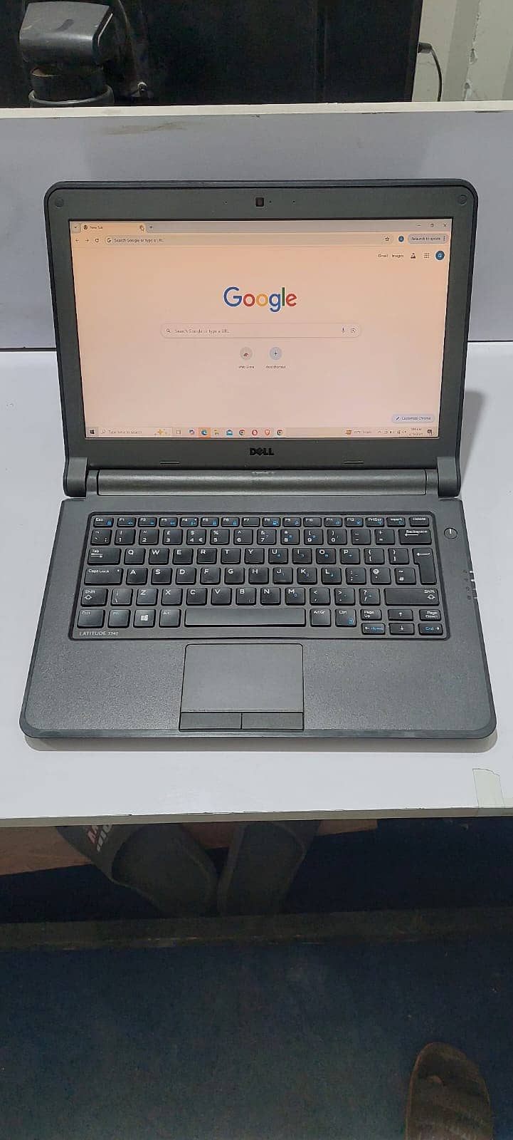 Dell Latitude 3340 II  i3 - 4th - genration * 4gb ram * 128 ssd 1