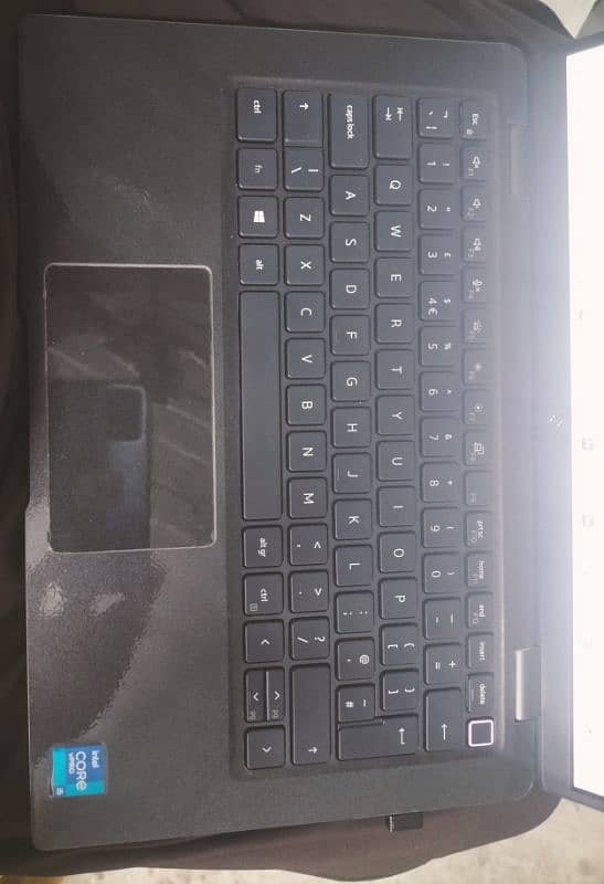 Dell latitude 7320 core i5 11 generation like brand new 1