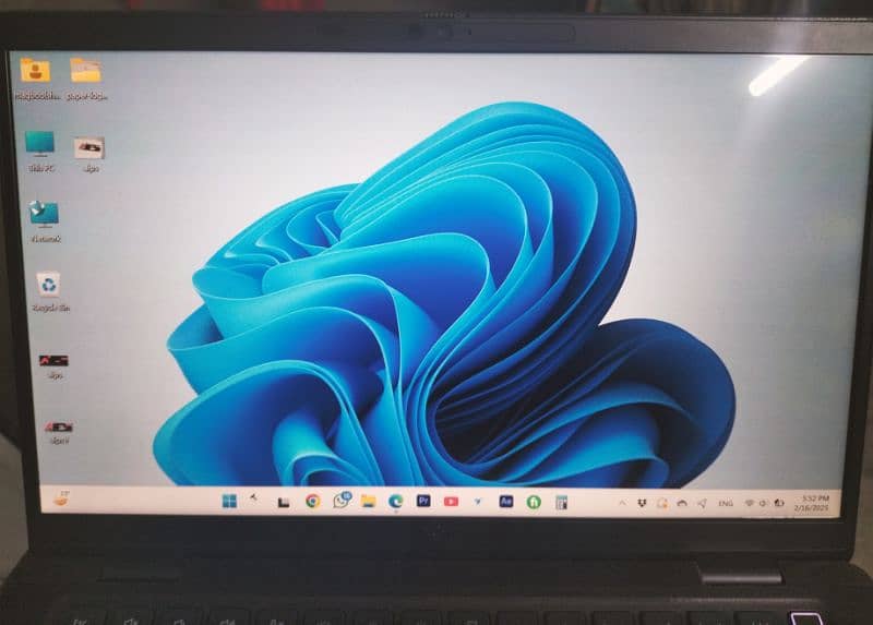 Dell latitude 7320 core i5 11 generation like brand new 5