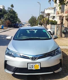 Toyota Corolla GLI 2017 call and Whatsapp 0-3-1-0-4-1-5-8-8-8-3