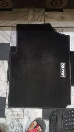 Original Picanto floor mat.