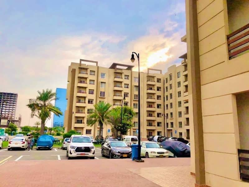 3 bedrooms appartments available for sale in Bahria appartments tower. 5