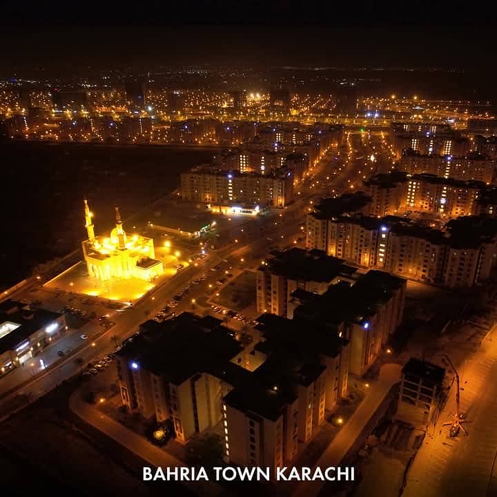 Plots available for sale in All precinct of bahria town karachi. 0