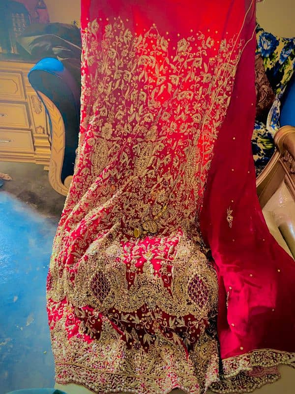 Red bridal barati langa  one time usde  10 by 10 condition all  oky 5