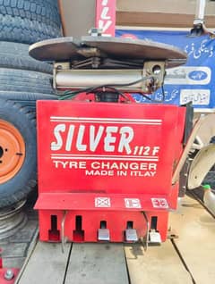 silver 112F tyre change machine