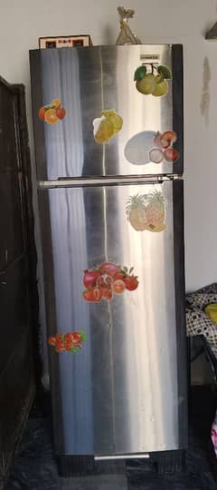 Kenwood large size fridge for sale