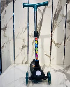 Kids Foldable Scooters with Lights on wheels at Happy Toys