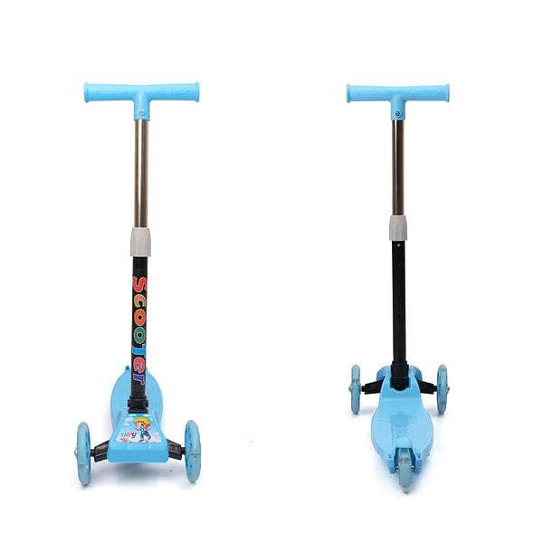 Kids Foldable Scooters with Lights on wheels at Happy Toys 5