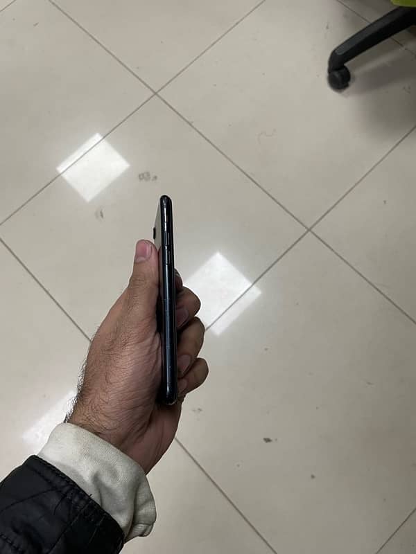 iphone 7 32 GB 4