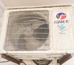 Gree 1 ton Inverter AC