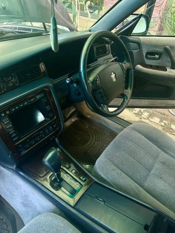 Toyota Crown 1997 3