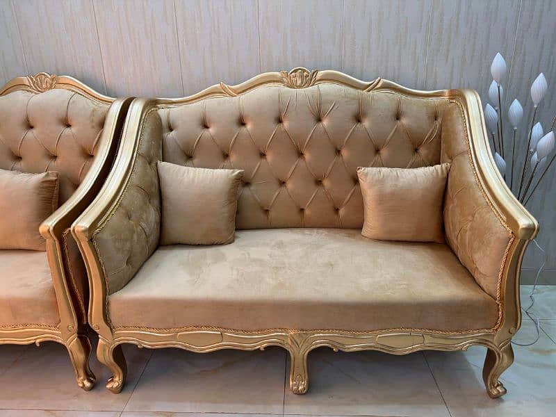 Sofa Set Good Looking 2