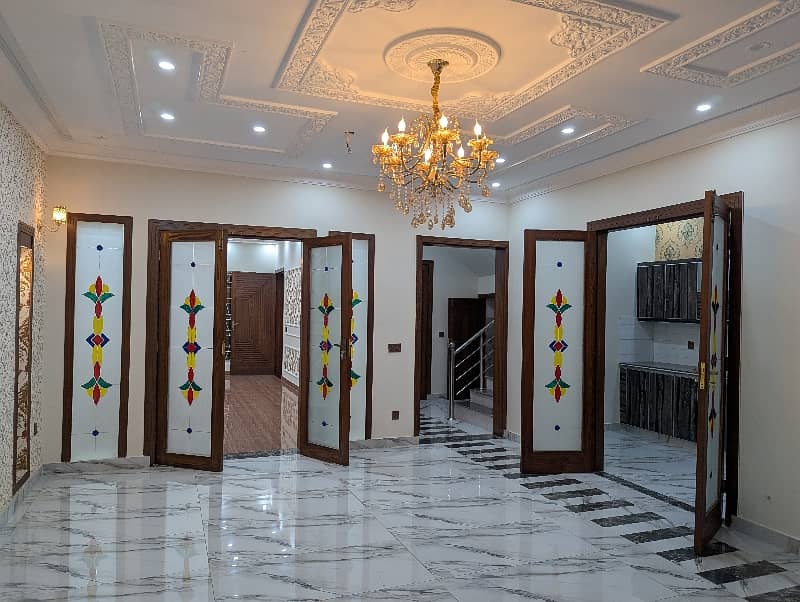 10 Marla Brand New Luxury Spanish Style Double Storey Double Unit House Available For Sale In Architect Society Near UCP University Surrounding Joher Town Lahore. 7