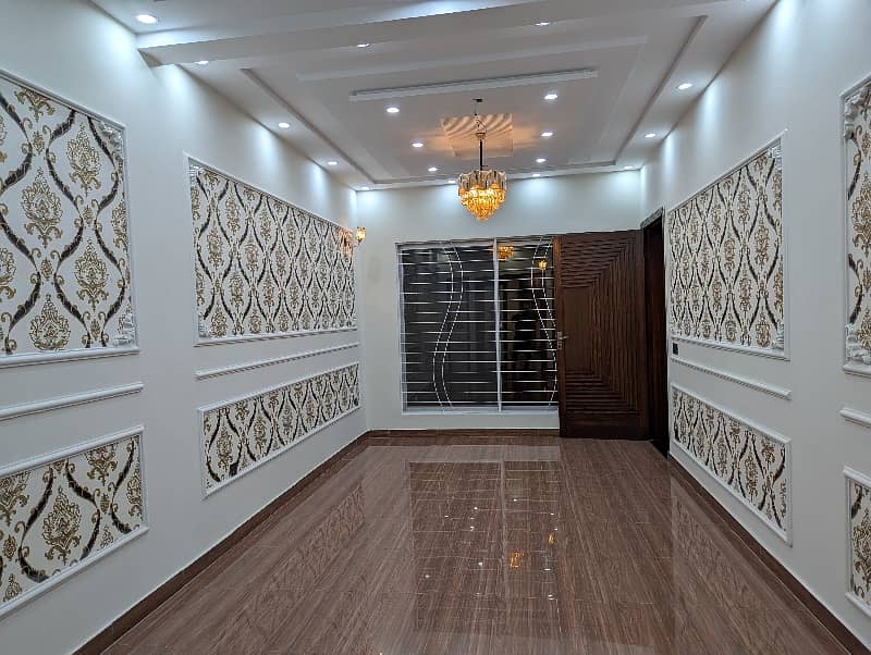 10 Marla Brand New Luxury Spanish Style Double Storey Double Unit House Available For Sale In Architect Society Near UCP University Surrounding Joher Town Lahore. 35